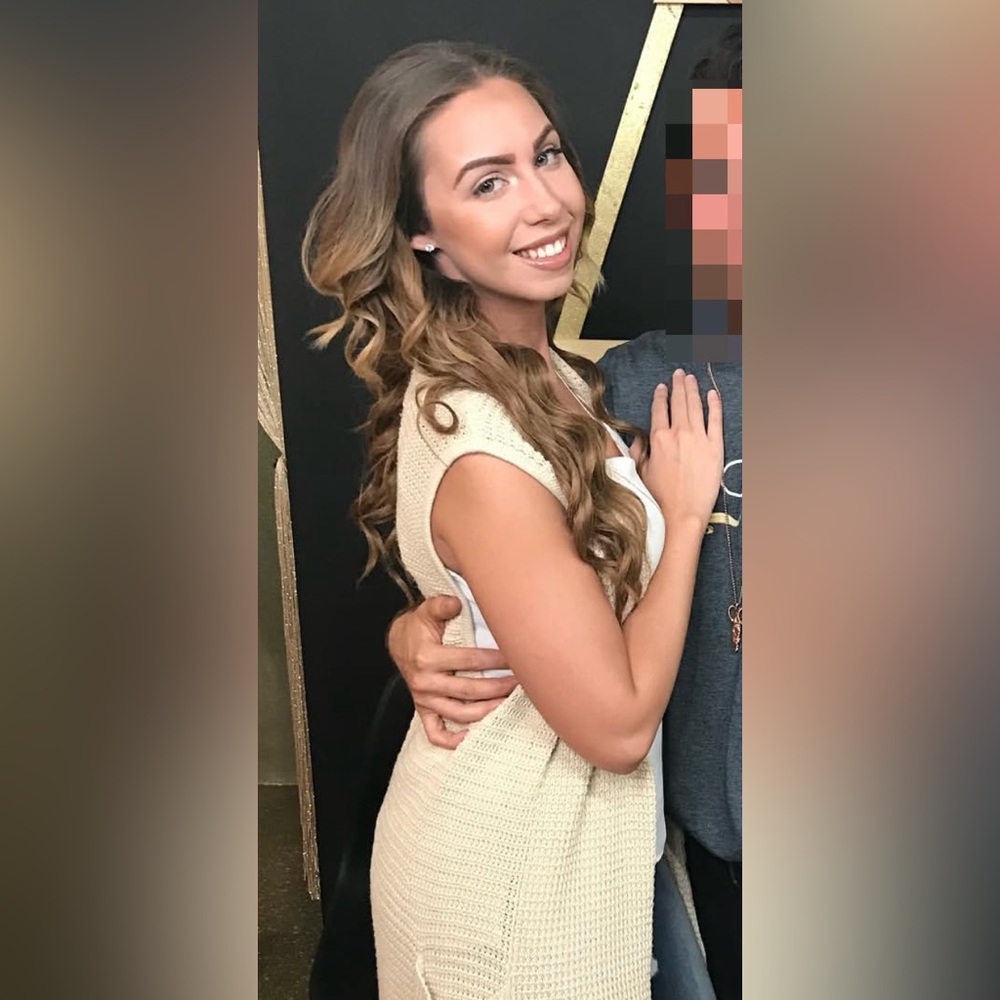 Guess Long Beige Knit Sleeveless Cardigan